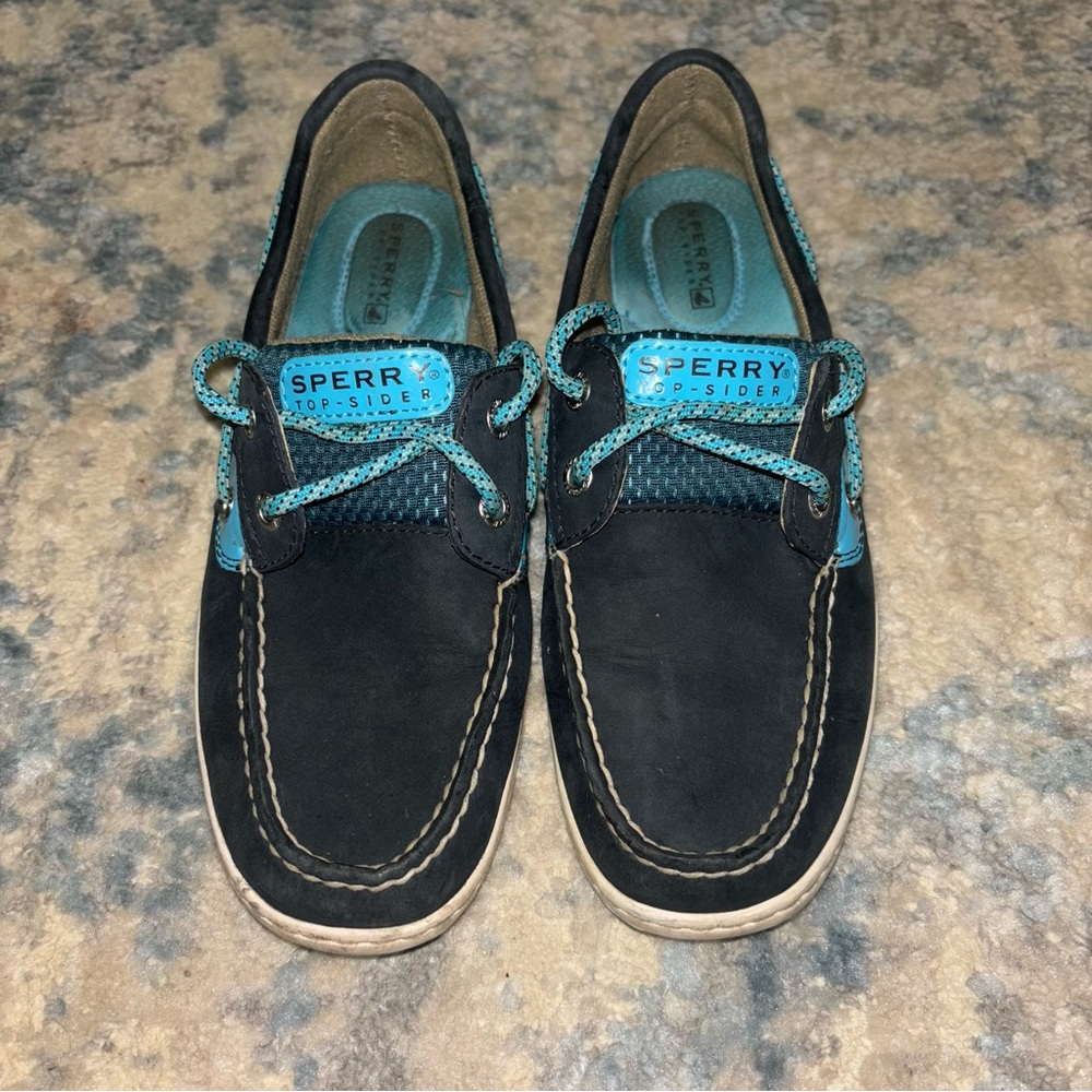 Used Sperry boat shoe size 7